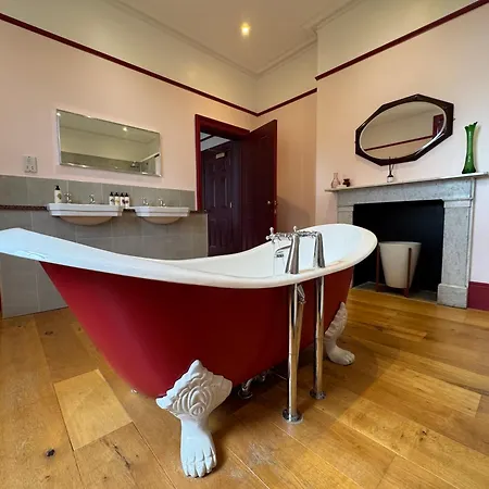 Stow House Gasthof 4*