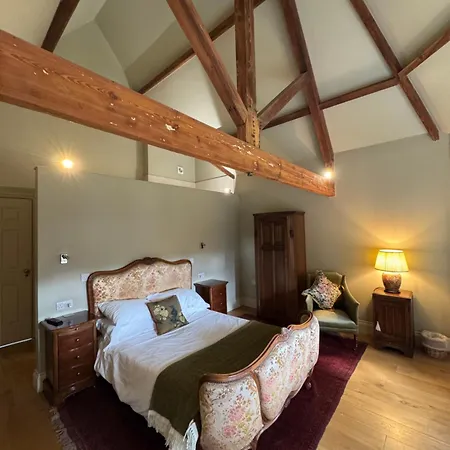 Gasthof Stow House