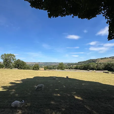 Stow House 4*