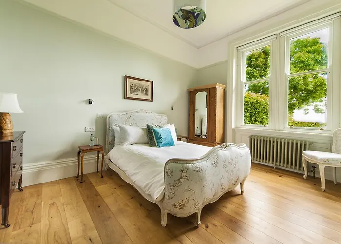 Guest house Stow House 4*