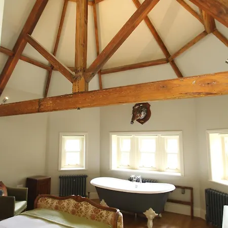 Stow House Guest house 4*